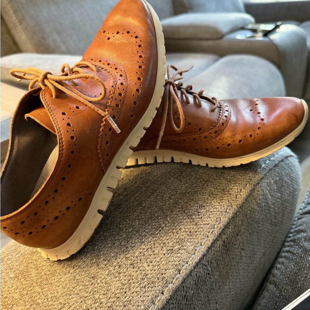 Cole Haan Zerogrand Brown Leather and Manmade Upper Wingtip Oxford size 6.5 shoe